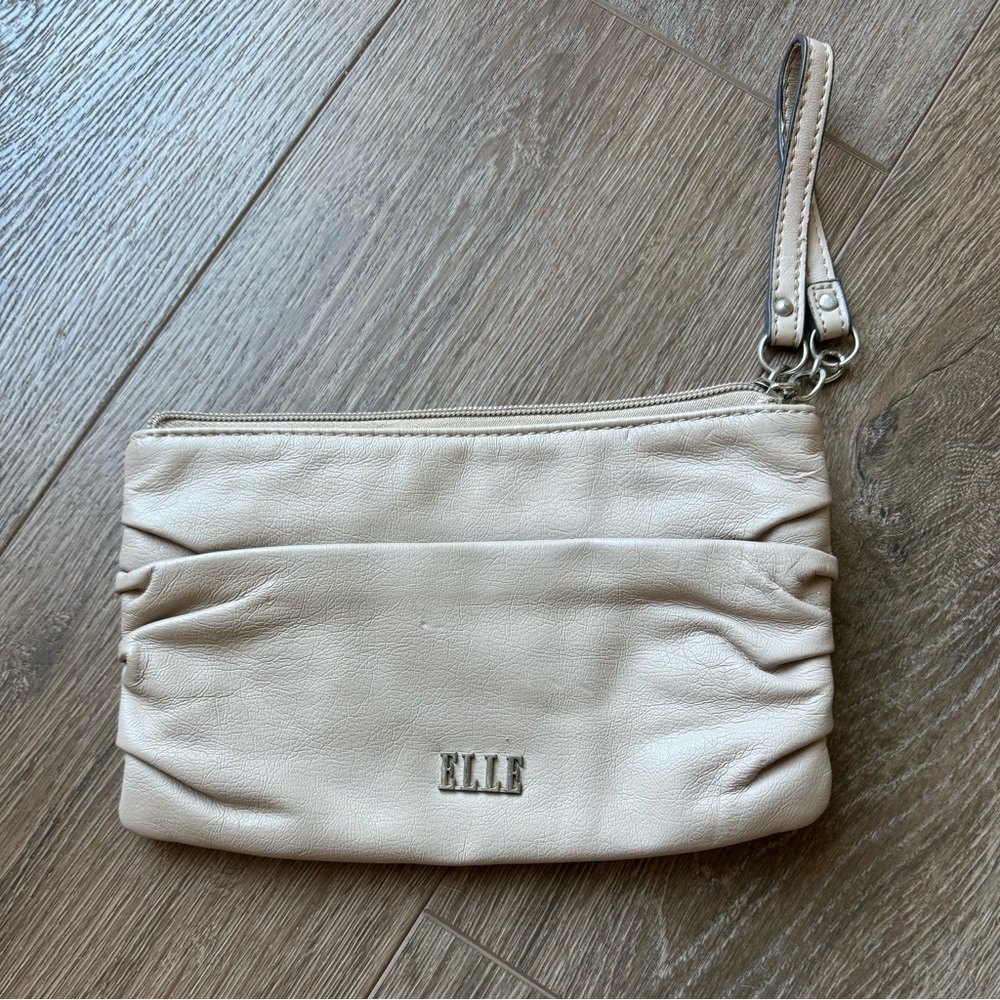 ELLE Wristlet